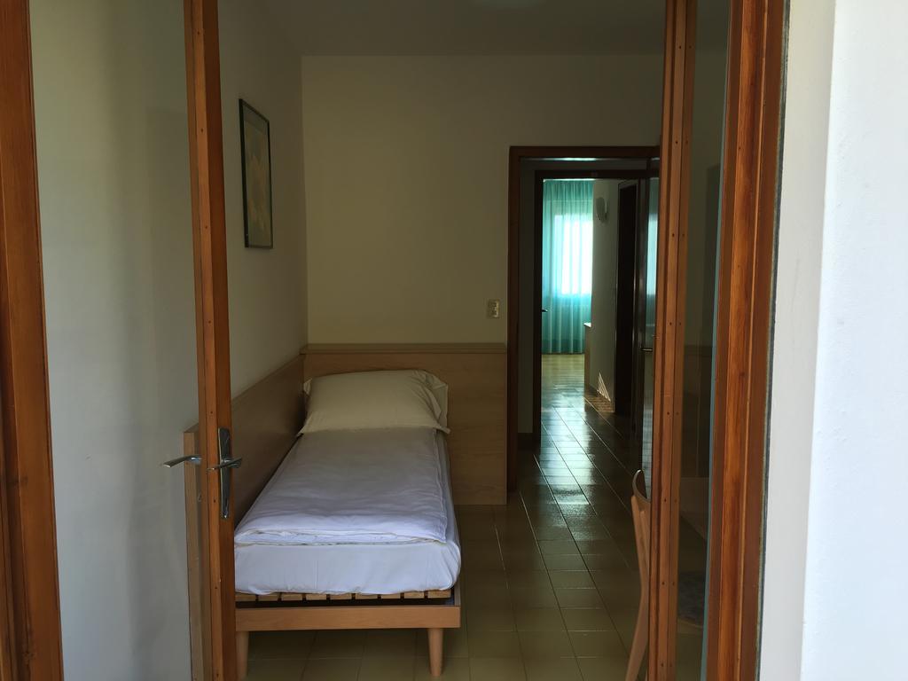 Casa Bianca Hotel Malcesine Habitación foto