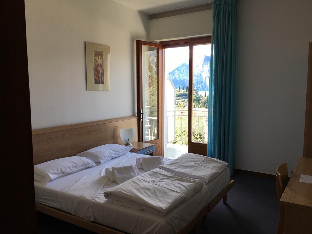 Casa Bianca Hotel Malcesine Habitación foto